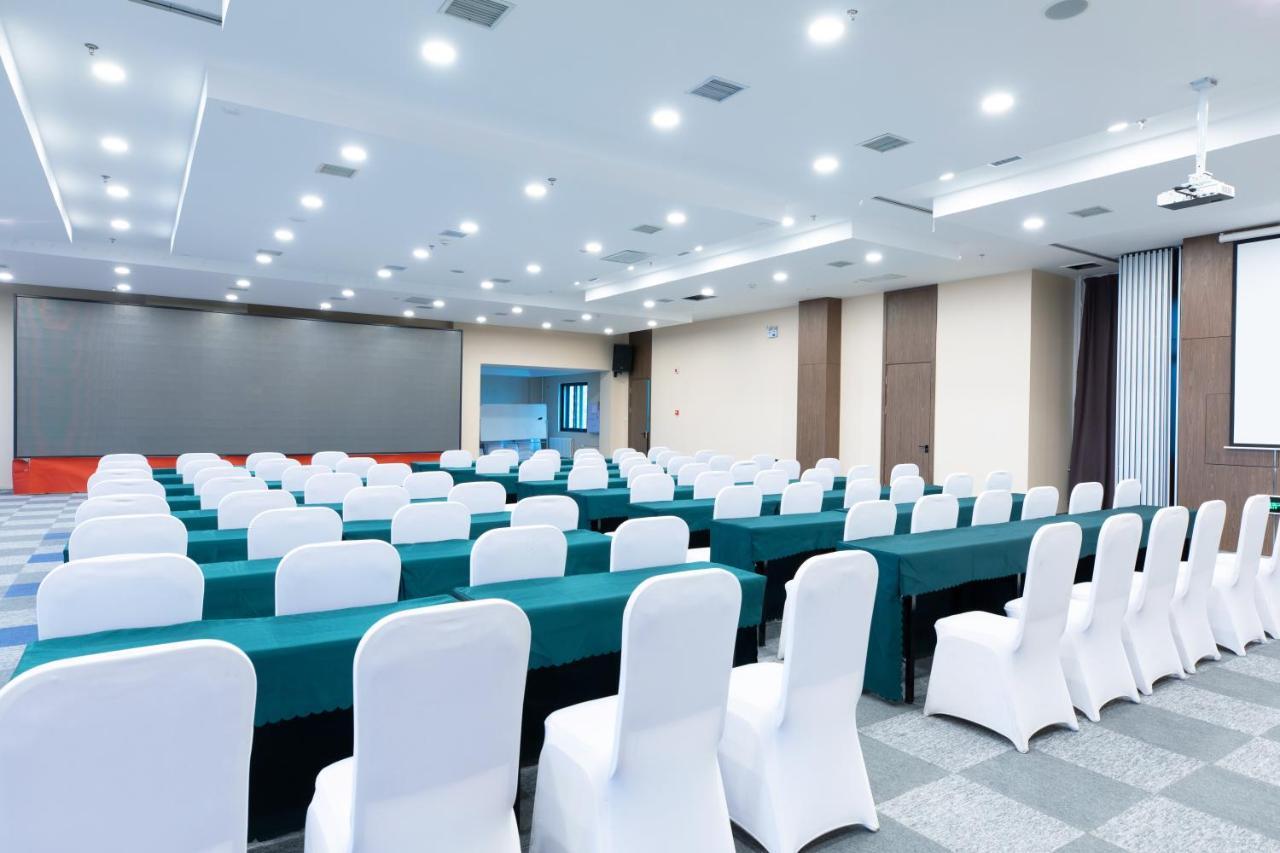 Holiday Inn Express Harbin Nan'Gang Экстерьер фото