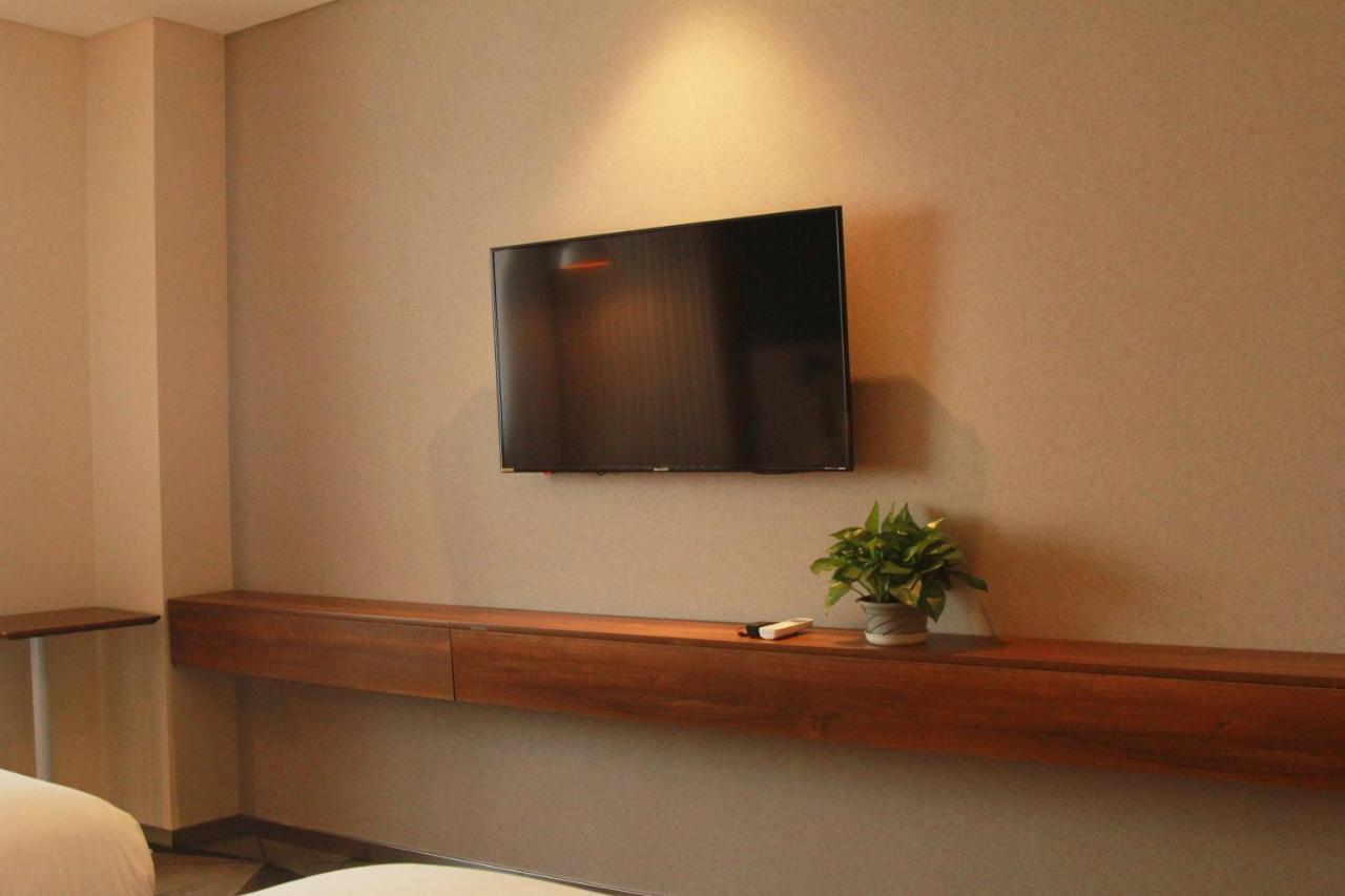Holiday Inn Express Harbin Nan'Gang Экстерьер фото